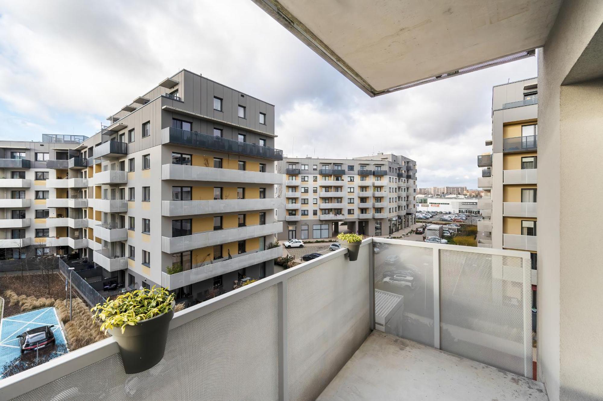 One Bedroom Apartment Nadodrze With Free Garage Wroclaw By Noclegi Renters Exterior foto